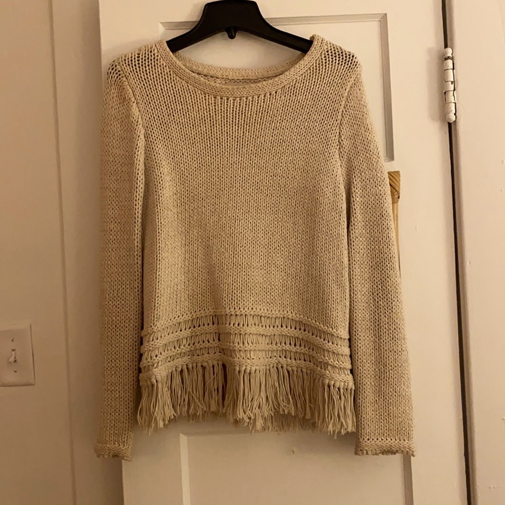 Medium - Chunky Beige Sweater with Fringe Bottom - LOFT